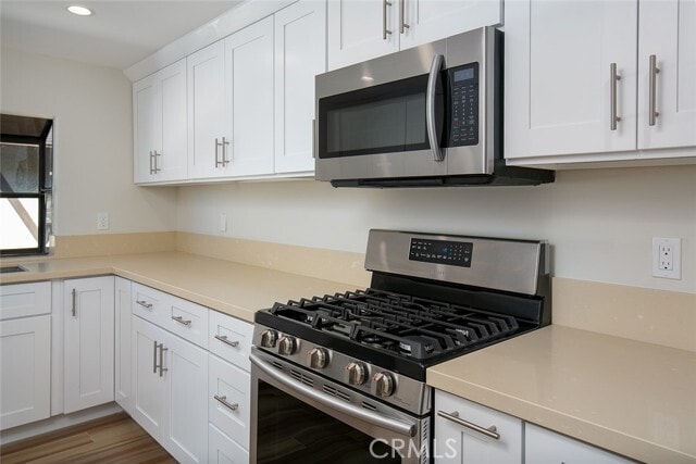 Building Photo - 402 El Centro St