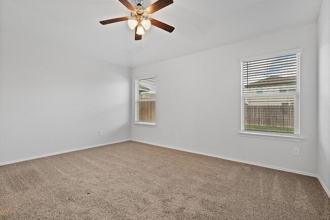 Building Photo - 229 Reagor Dr