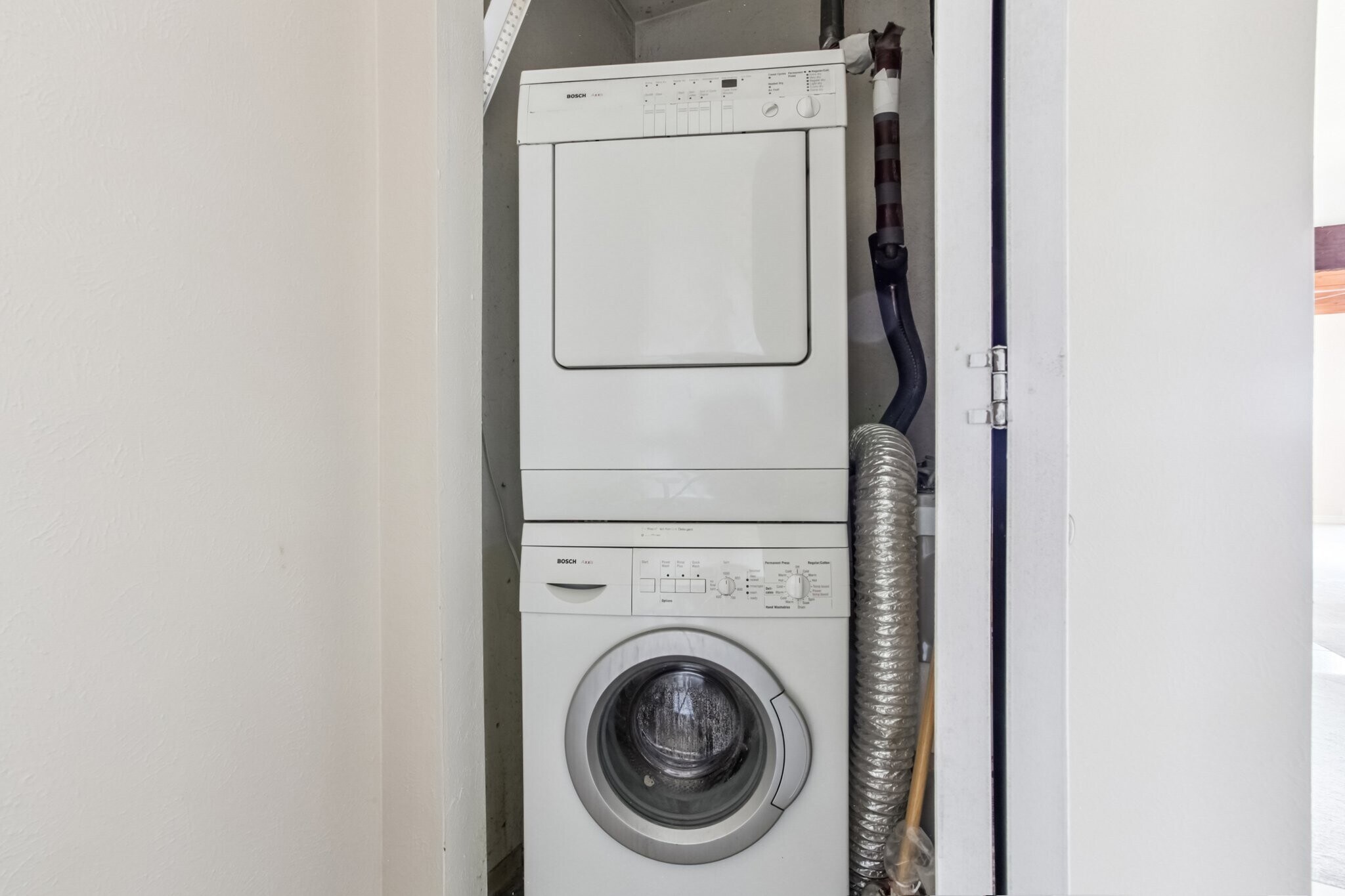 Building Photo - 3387 Cripple Creek Trl