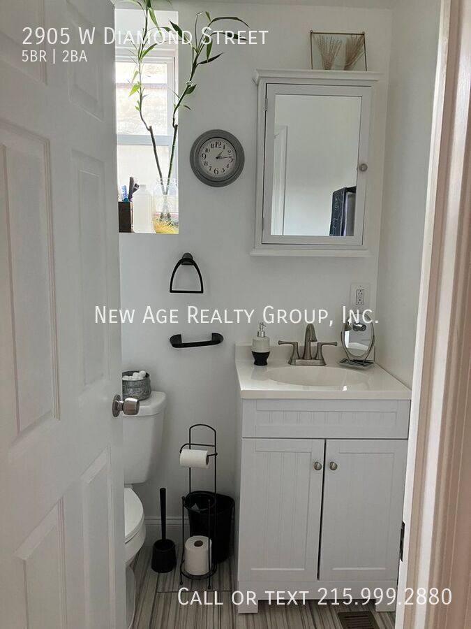 Building Photo - 2905 W Diamond St