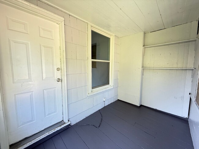 Building Photo - 2120 Lansing Ave