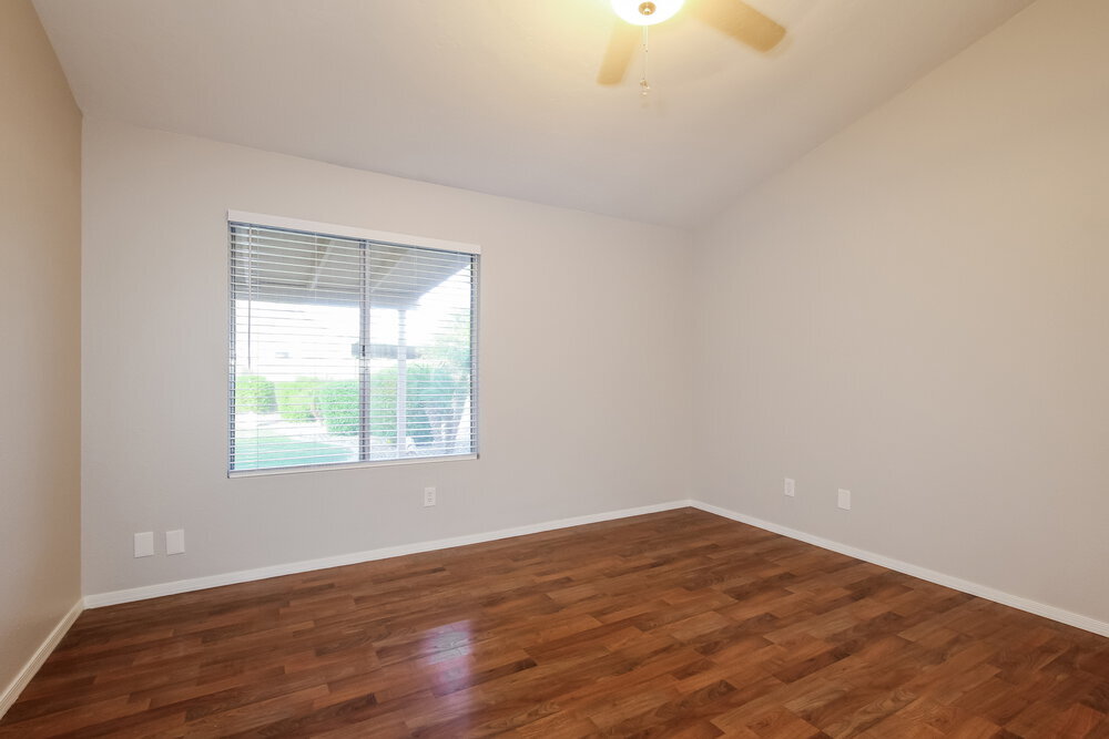 Building Photo - 6320 W Port Royale Ln
