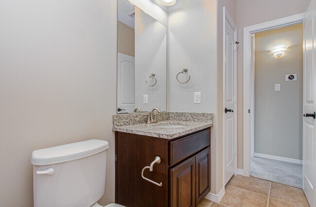 Building Photo - 5711 Avon Landing Ln