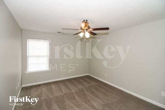 Building Photo - 4785 Buttermilk Dr