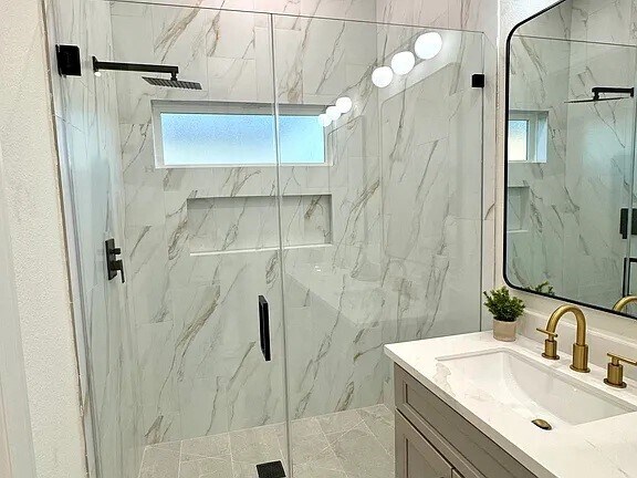 Building Photo - 5125 Van Fleet St