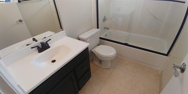 Building Photo - 2551 Twin Creeks Dr