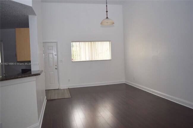 Building Photo - 3413 NW 44th St