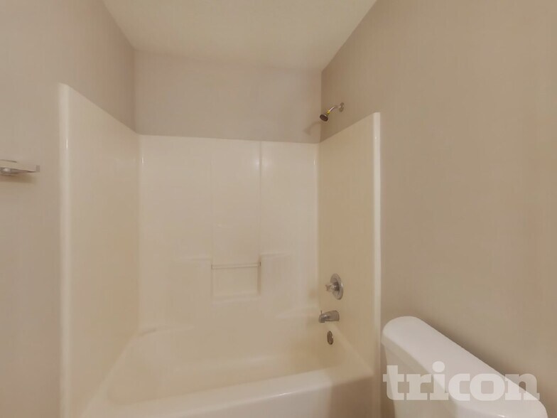 Building Photo - 5324 Brickleberry Way