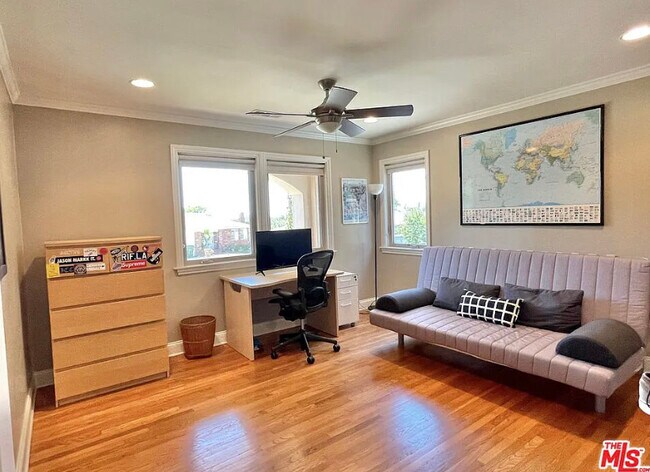 Building Photo - 3250 Midvale Ave