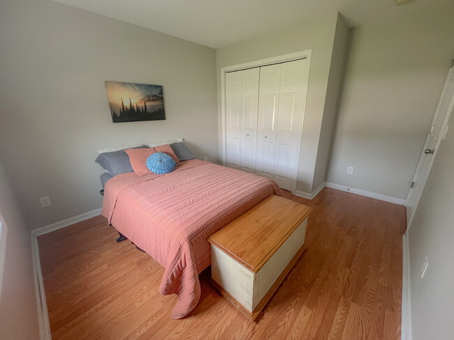 Building Photo - 132 Crooked Run Dr