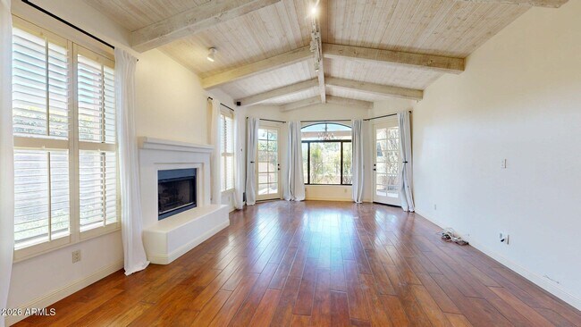 Building Photo - 8100 E Camelback Rd