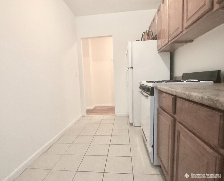 Building Photo - 400 Fort Washington Ave