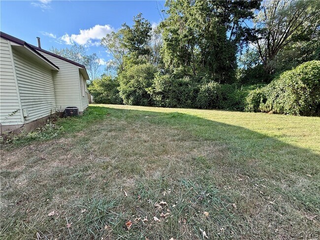 Building Photo - 4999 Windgate Rd