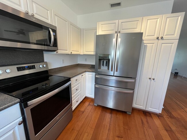 Building Photo - Spinnaker Place Townhomes (Ewa Beach) - 3 ...