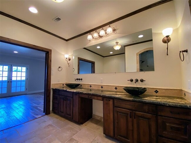 Building Photo - 13 Swiftwater Trail