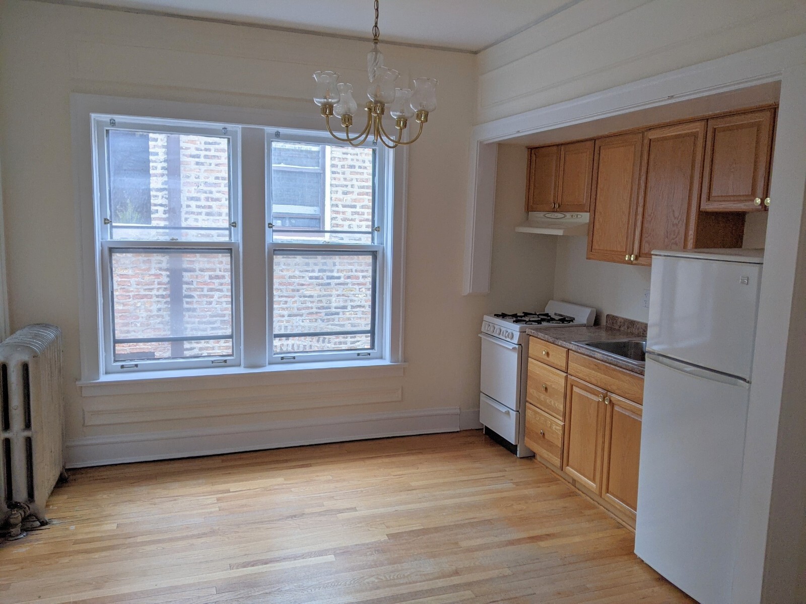 Building Photo - 727 Hinman Ave