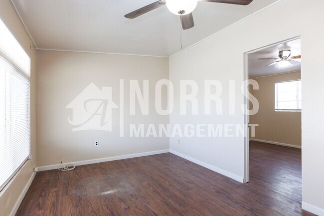 Building Photo - Two Bedroom Home in Casa Grande