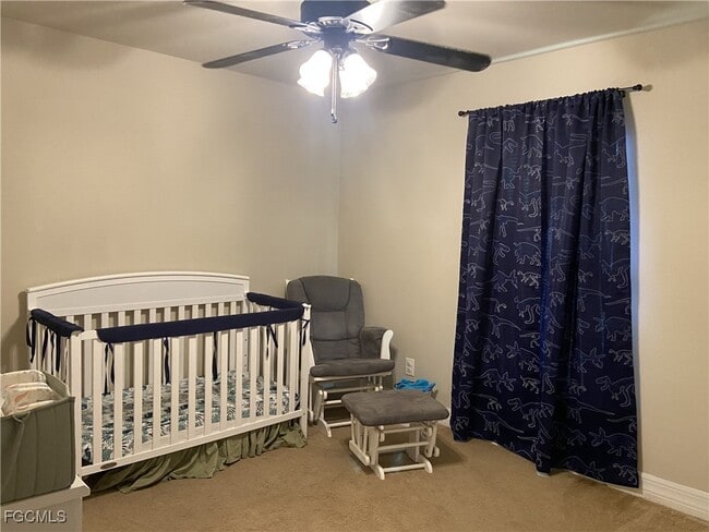 Building Photo - 1401 SW 6th Ave