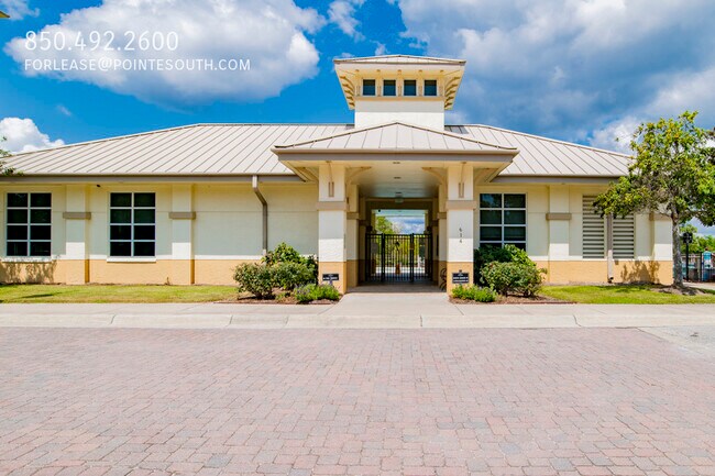Building Photo - 612 Lost Key Dr