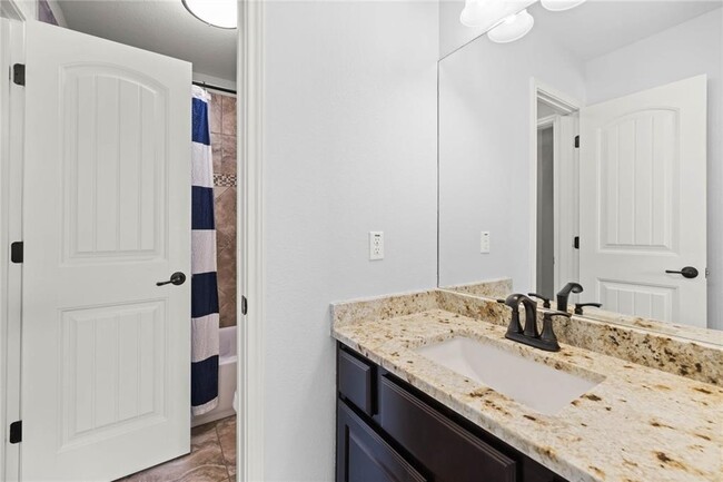 Building Photo - 1520 Rimstone Dr
