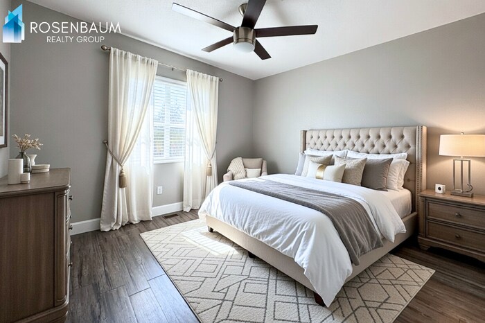 Building Photo - 550 W 9th St