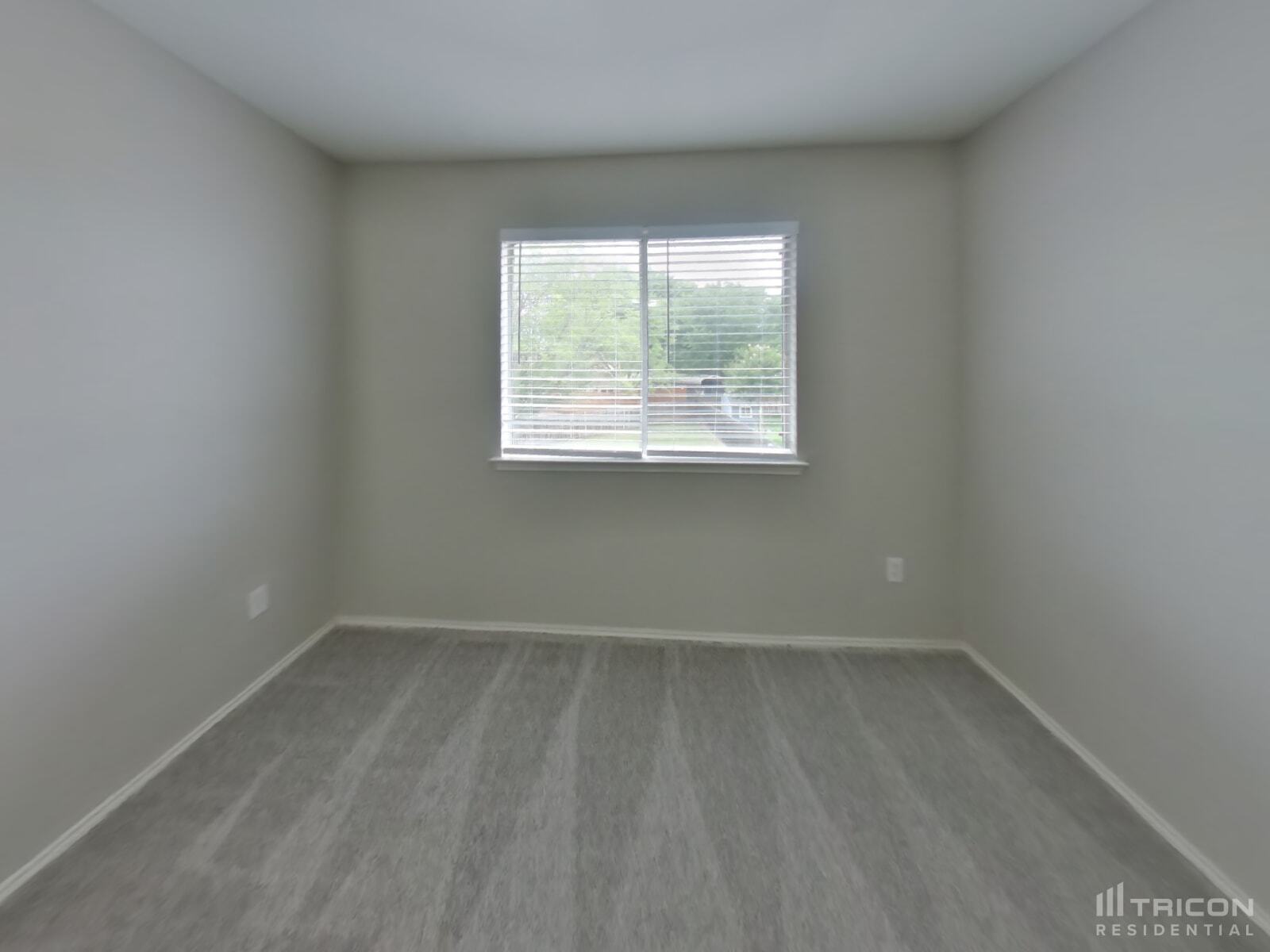 Building Photo - 1701 Pecan View Dr