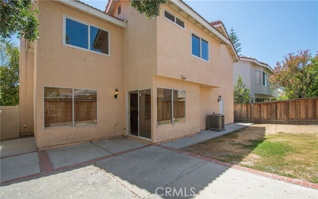 Building Photo - 24915 Via Sonoma