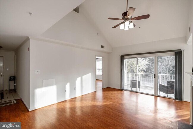 Building Photo - 131 Timberbrook Ln