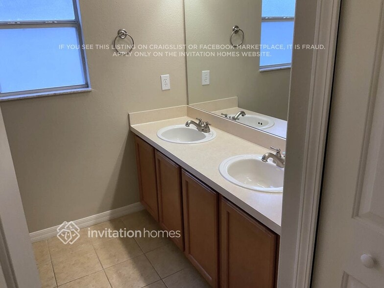 Building Photo - 1448 Lenton Rose Ct