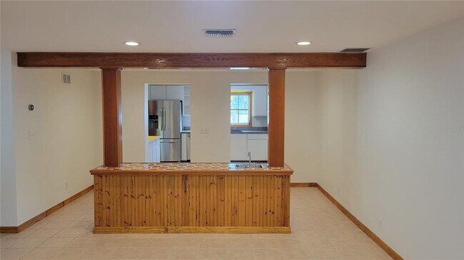 Building Photo - 5847 Venisota Rd