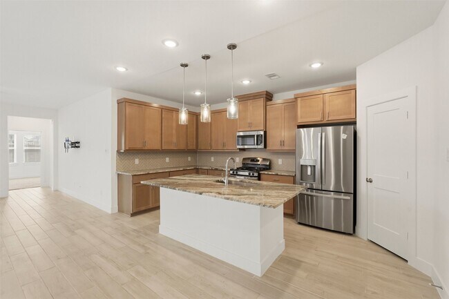 Building Photo - 10035 Crescendo Wy