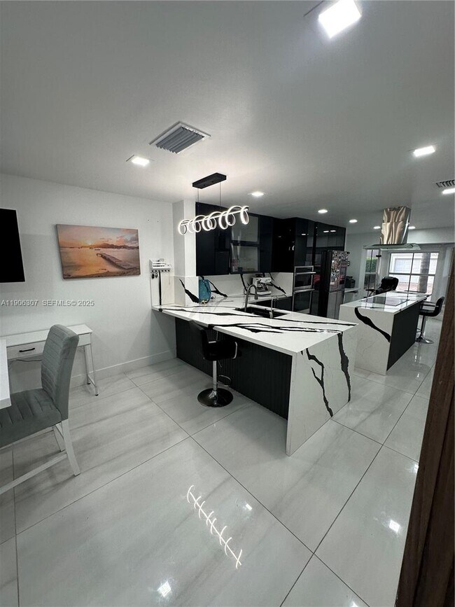 Building Photo - 1130 Oysterwood St