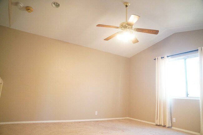 Building Photo - Beautiful Chandler Rental Dobson & Ray