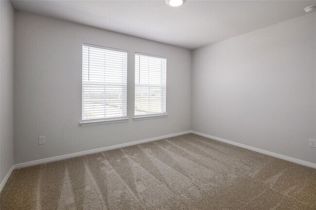 Building Photo - 13600 Thomas Wheeler Wy