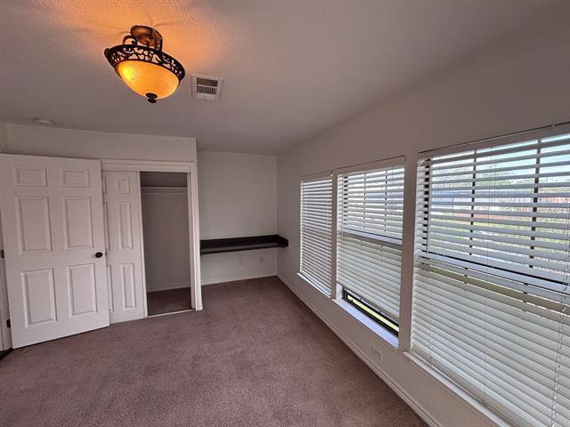 Building Photo - 5003 Bryan St