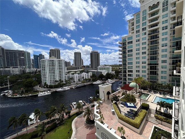 Building Photo - 610 W Las Olas Blvd