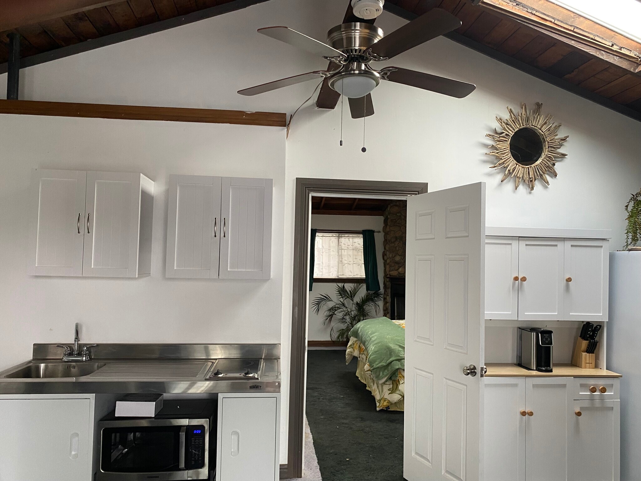 Building Photo - 3652 Promontory St