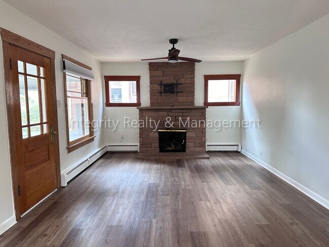 Building Photo - 4631 W Moncrieff Pl
