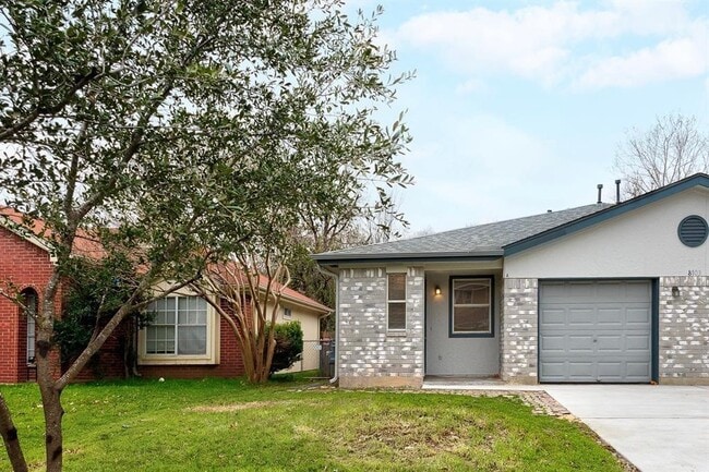 Building Photo - 8103 Willet Trail