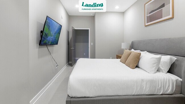 Building Photo - 600 19th St N