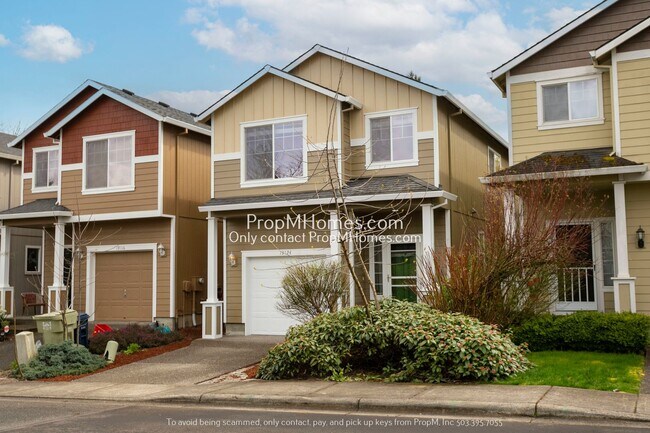 Primary Photo - Cozy 3 Bedroom Home Close to Nike & Intel!