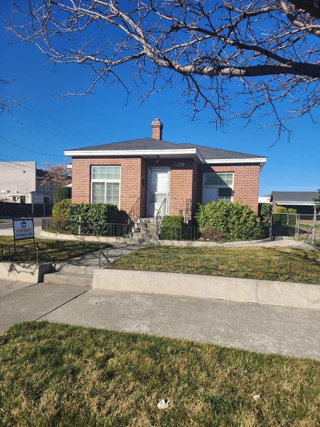 Building Photo - Sparks Brick House