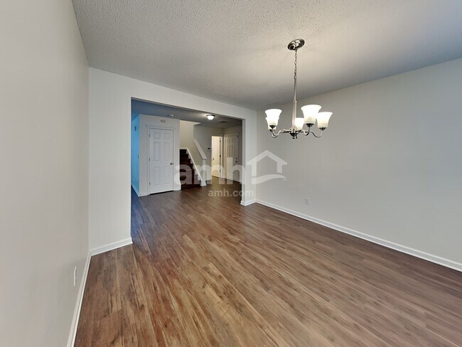 Building Photo - 4533 Hyperion Court
