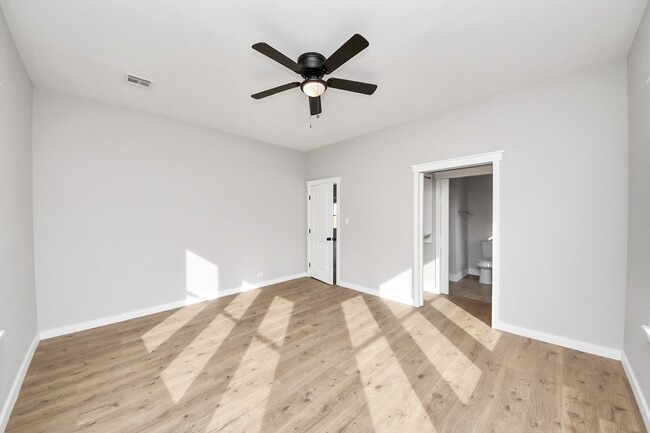 Building Photo - 1507 Brooks Ave