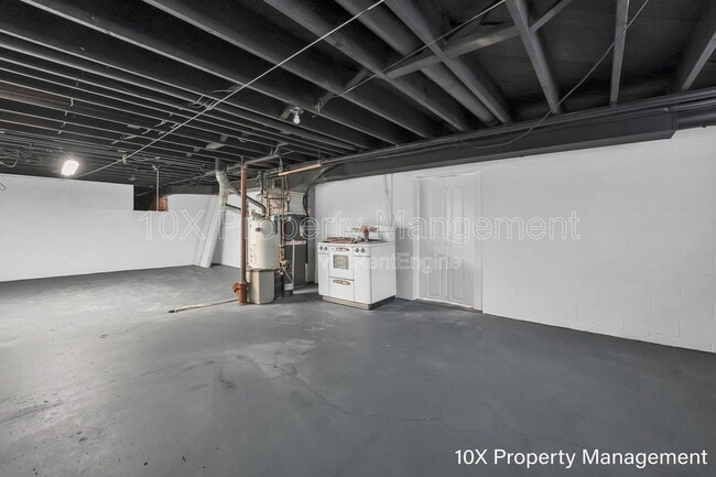 Building Photo - 2892 Longfield Rd