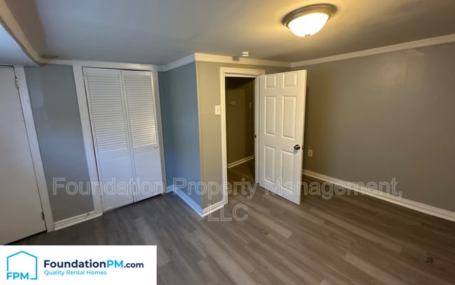 Building Photo - 2271 Hubbard Ave