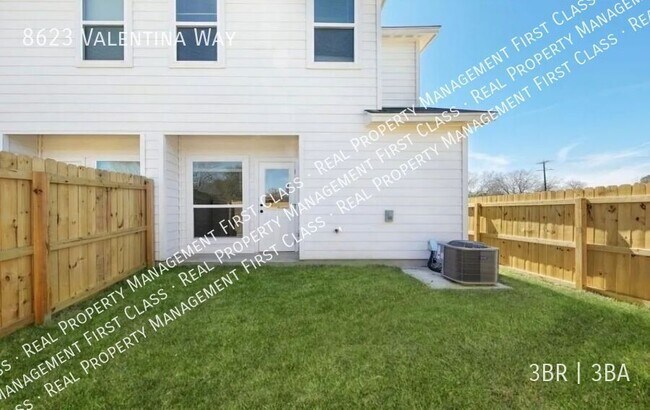 Building Photo - 8623 Valentina Wy