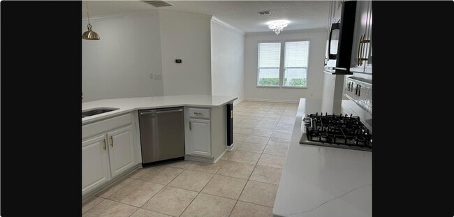 Building Photo - 36 Privado Ct