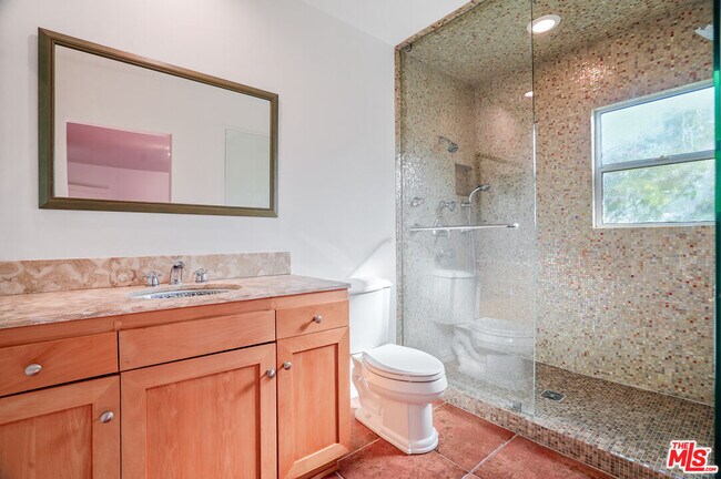 Building Photo - 1348 Morningside Wy