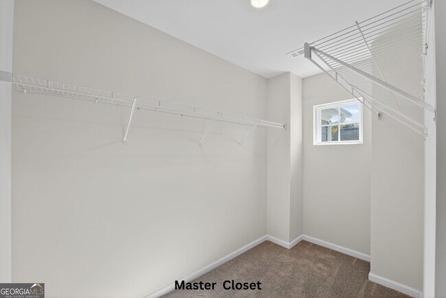 Building Photo - 233 Bloomfield Cir